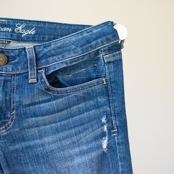 AE Hipster flare stretch dark wash Size 4R - Picture 5 of 17